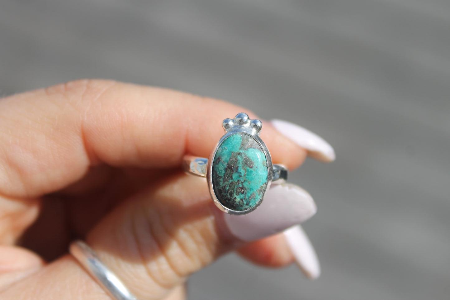 Turquoise w/ ball accents size 6