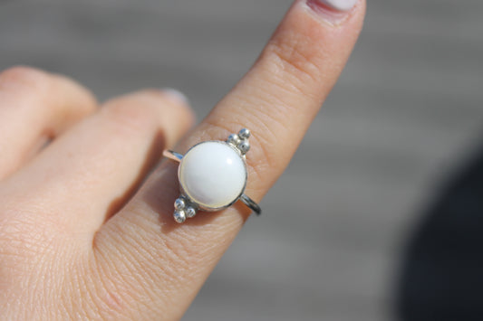 Mother of pearl ring size 9