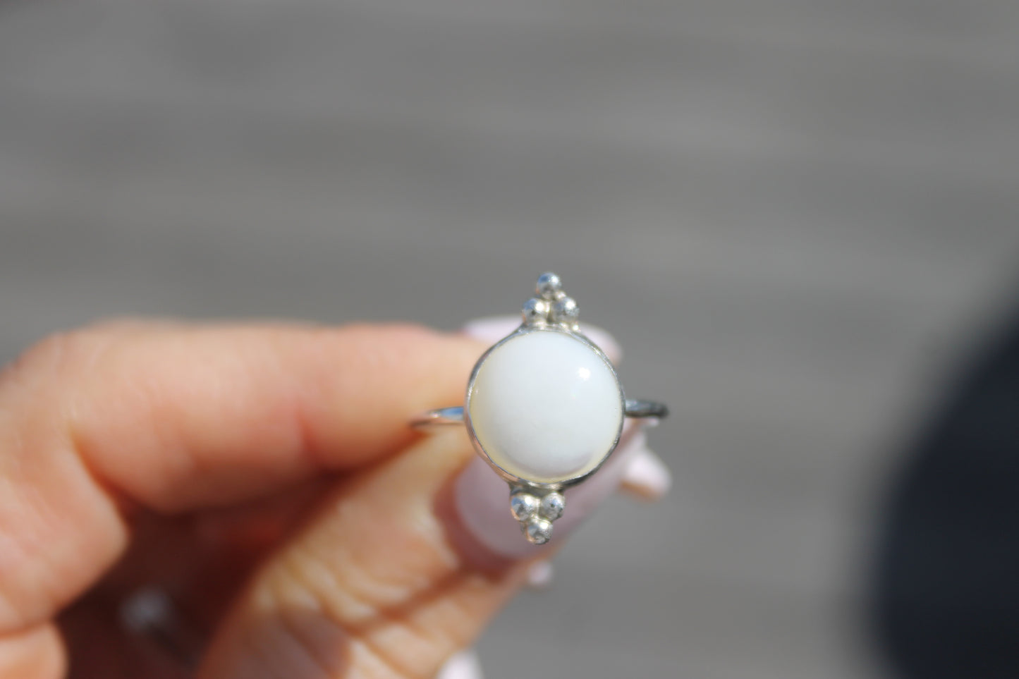 Mother of pearl ring size 9