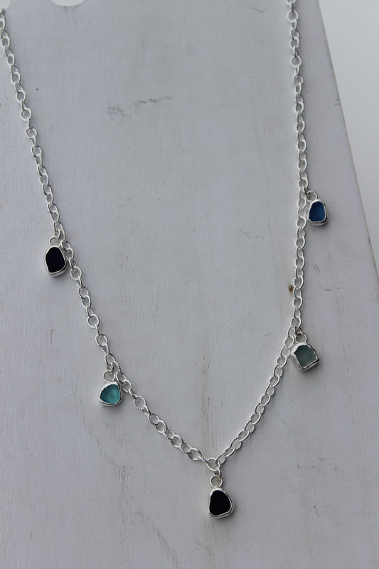 Charm Necklace (dark blue)