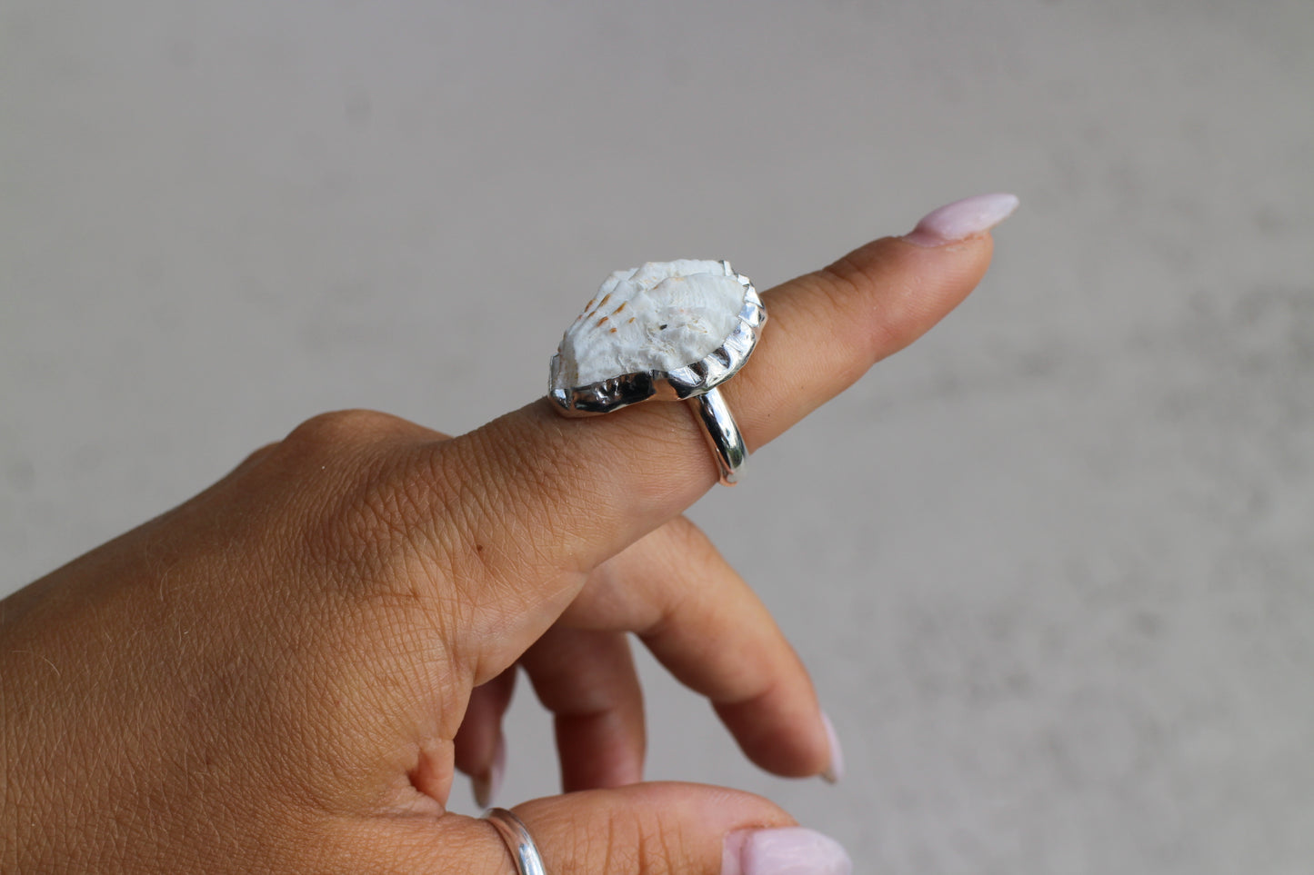 Seashell Ring size 7.5