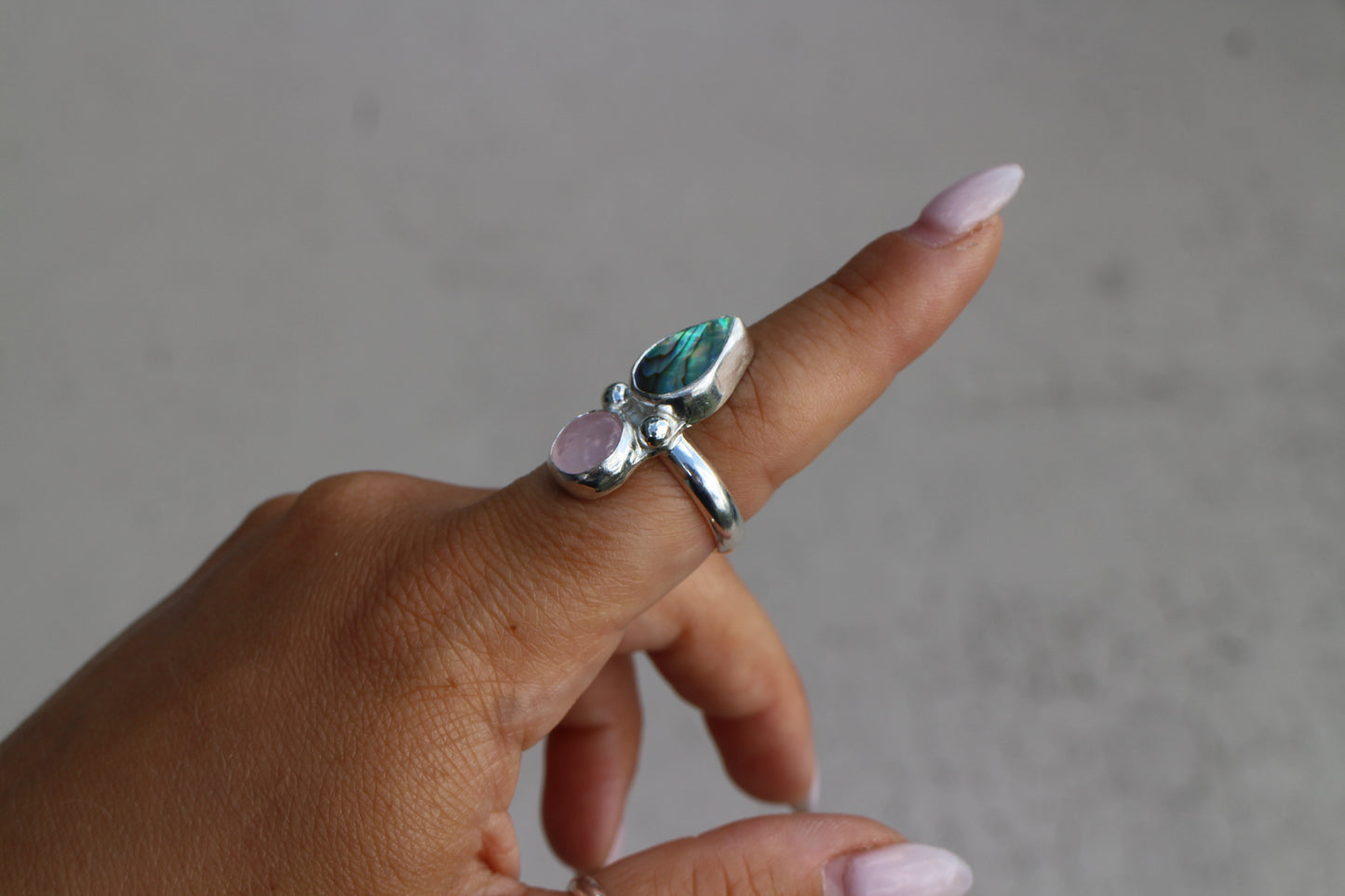 Abalone & Rose Quartz Size 8